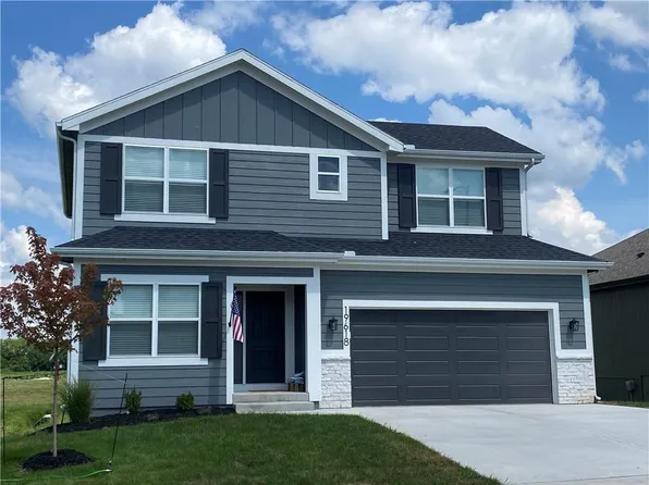 19639 W 195th Pl, Spring Hill, KS 66083