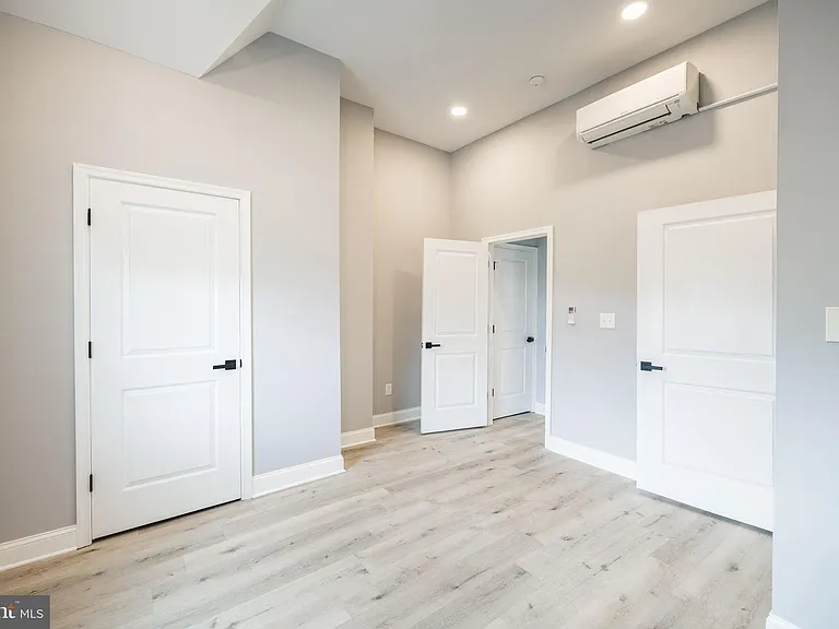 5847 Willows Ave #3 — Photo 12