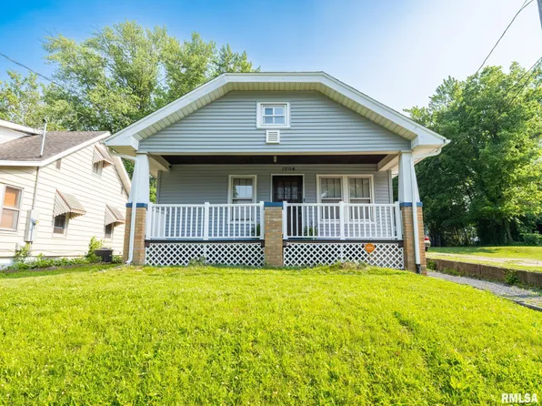 1204 W Gift Ave, Peoria, IL 61604