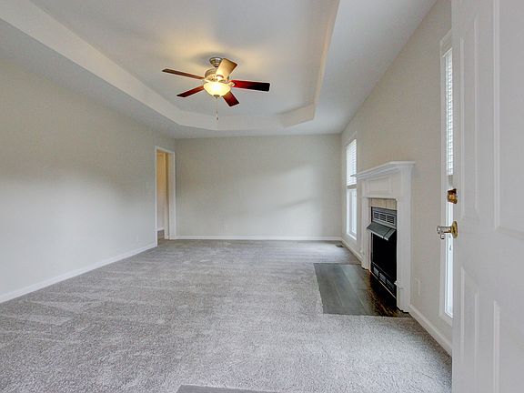 4th image of 335 Brook Mead Dr
