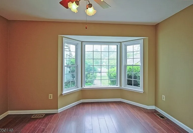 2A Bristol Ct — Photo 12
