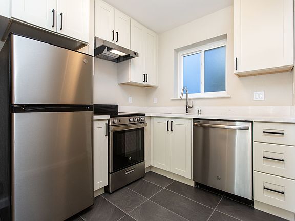 3rd image of 3875 18th St