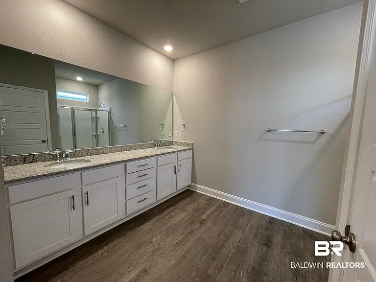 31560 Memphis Loop — Photo 9