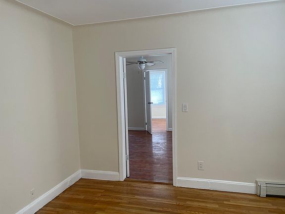 4th image of 13034 220th St Floor 1