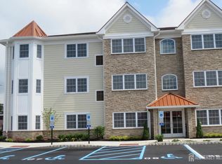 1400 Saint George Ave #303, Avenel, NJ 07001