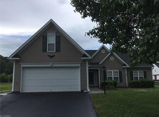 273 Mallard View Ln, Winston Salem, NC 27127