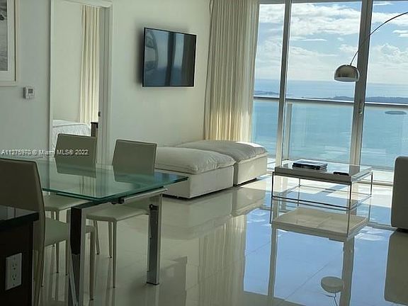 4th image of 465 Brickell Ave APT 5105
