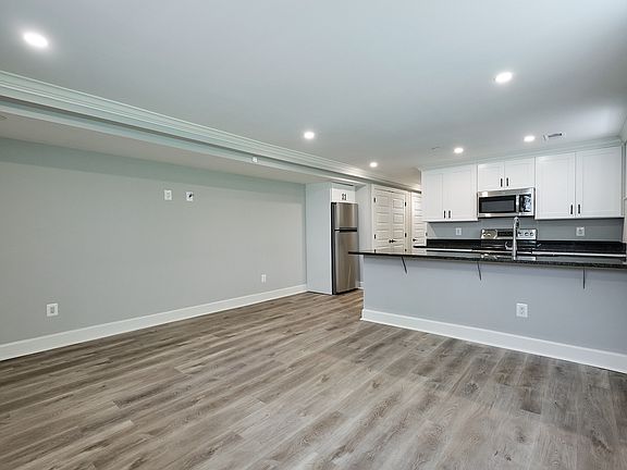 2nd image of 4269 Brooks St NE #1