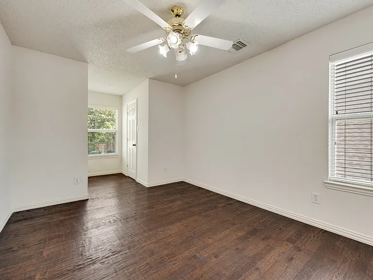3532 Dripping Springs Dr — Photo 15