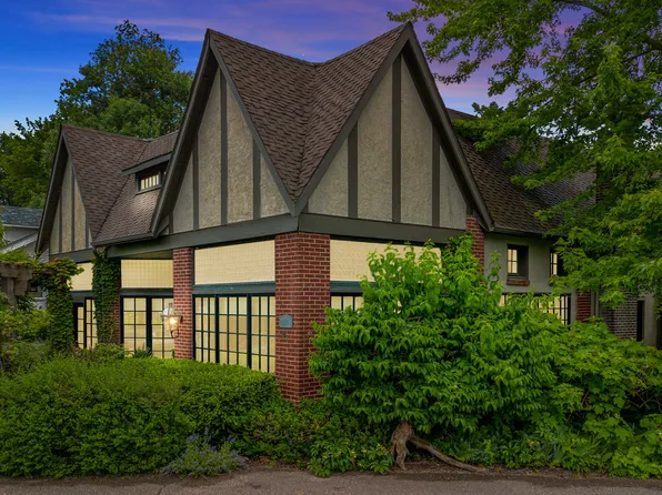 14950 Lakeside Rd, Lakeside, MI 49116