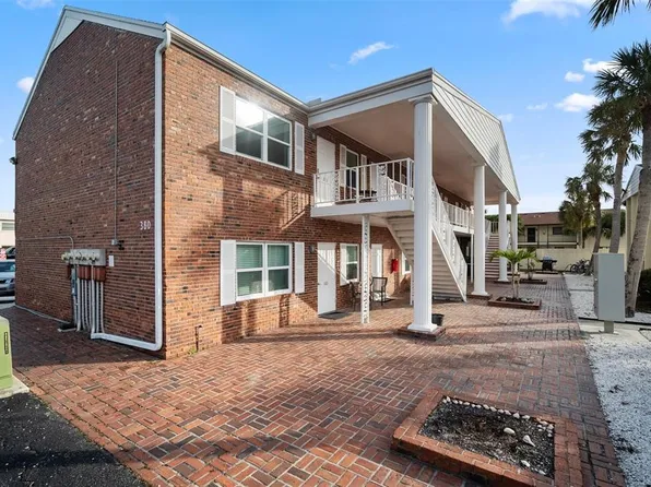380 Base Ave E APT 202, Venice, FL 34285