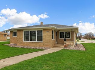 2404 22nd Ave, Kenosha, WI 53140