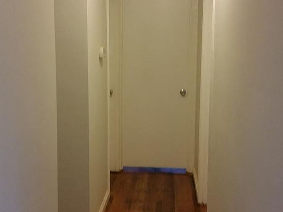 hall to beds