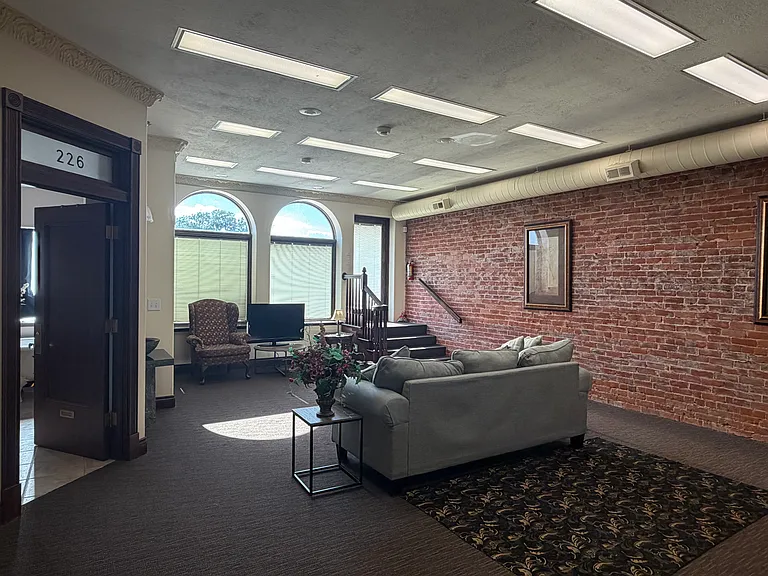 109 1/2 N Main St #1 — Photo 9