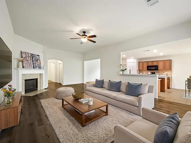 2123 Winter Dale Ct — Photo 1