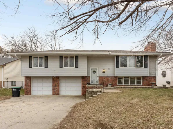 10630 Old Maple Rd, Omaha, NE 68134