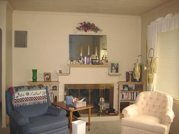 4th image of 307 6th Ave N