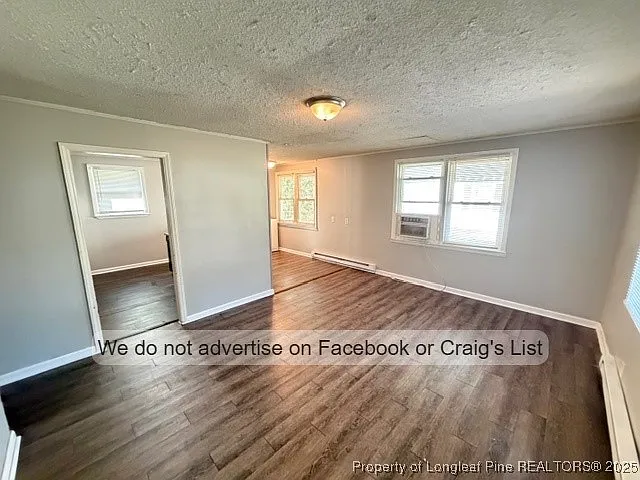Building Photo - 1745 Torrey Dr