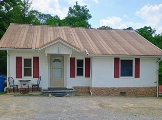 205 W Harp St, Manchester, TN 37355