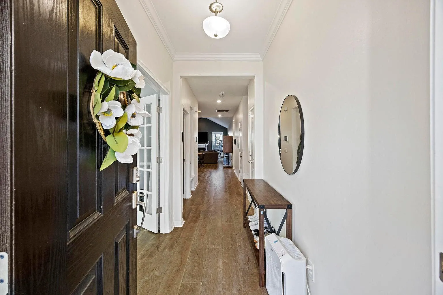 3 bed, 2.5 bath, 2866 sqft, $2,500 — Photo 3
