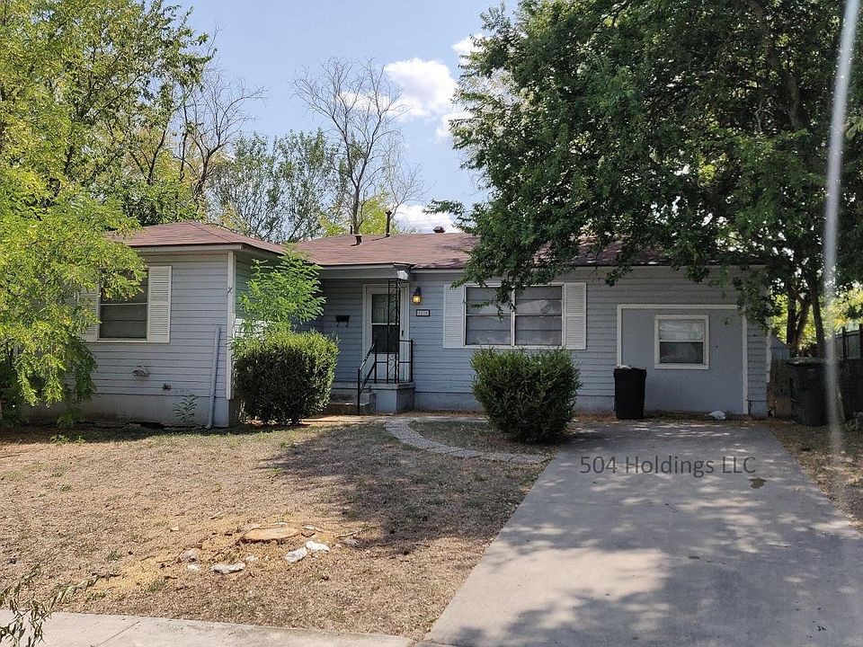 1st image of 2210 Davis Ave