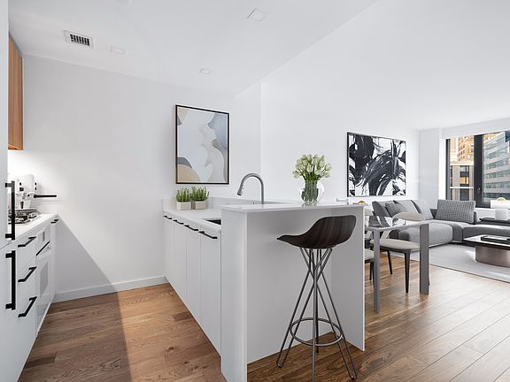 3rd image of 445 W 35th St APT 3C