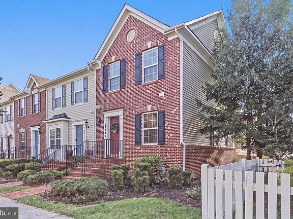 2nd image of 23930 Catawba Hill Dr