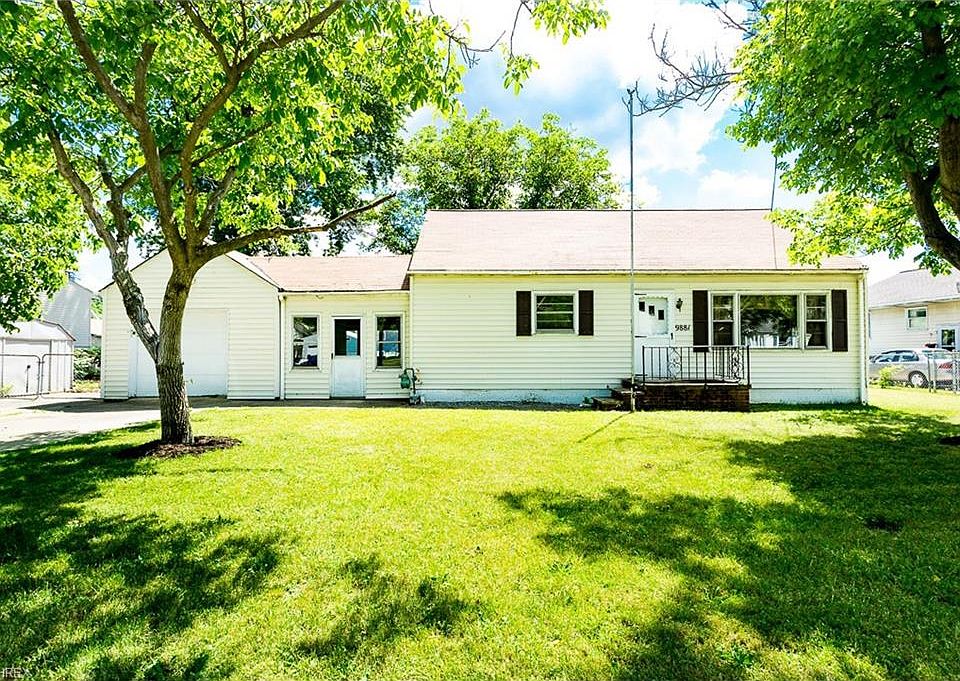 1st image of 9881 Valleyview Dr