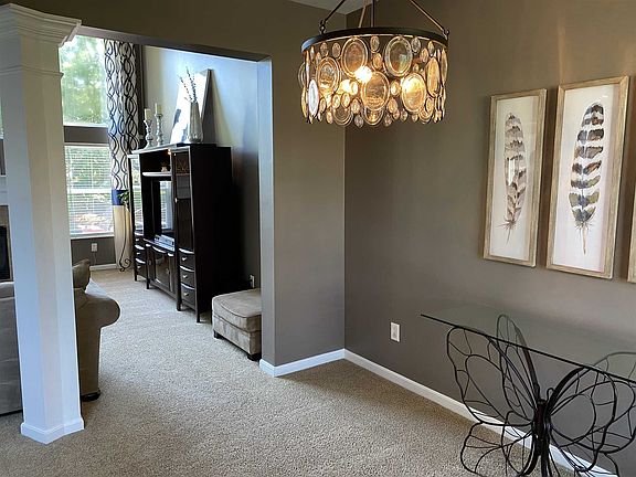 4th image of 2086 Blankenbecker Dr