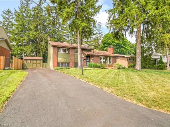 10 Brier Cres, Brantford, ON N3R 3M6