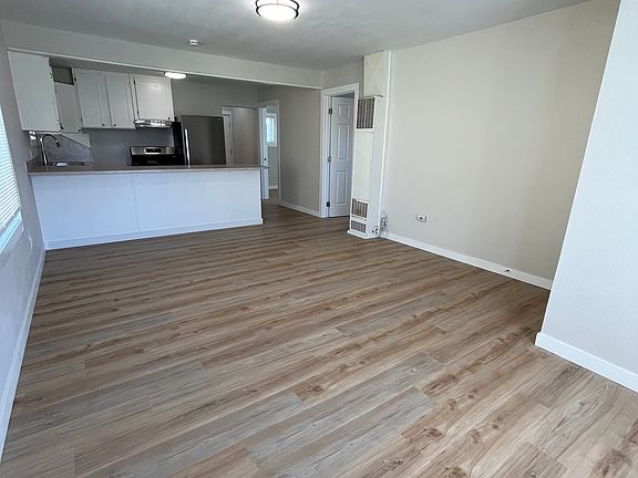 4th image of 1740 Oxford St SE APT 5