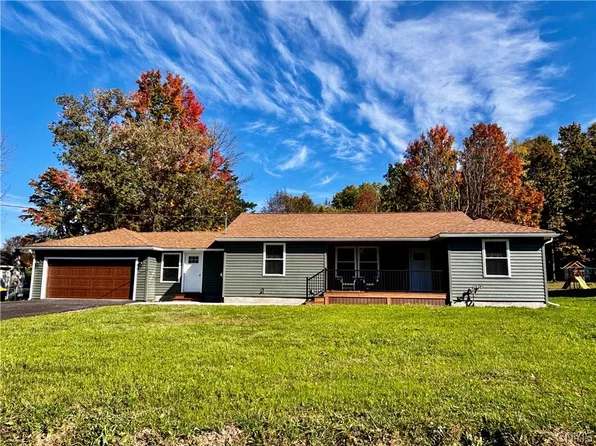 9585 Roberts Rd, Sauquoit, NY 13456