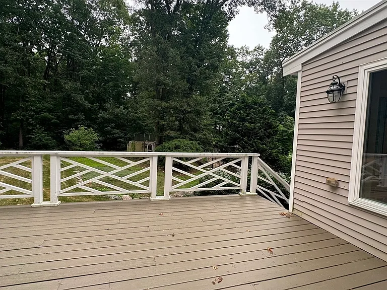 199 Country Dr — Photo 17