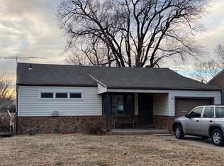273 N Ward Pkwy, Haysville, KS 67060