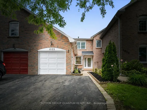 1023 Runnymead Cres, Oakville, ON L6M 1C5