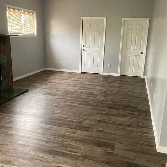 1001 E Stewart St — Photo 1