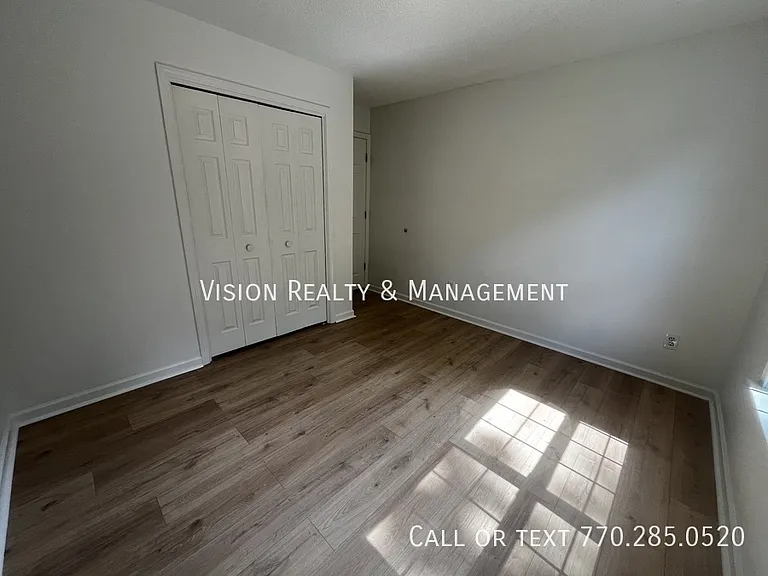 64 Wooddale Ln — Photo 21