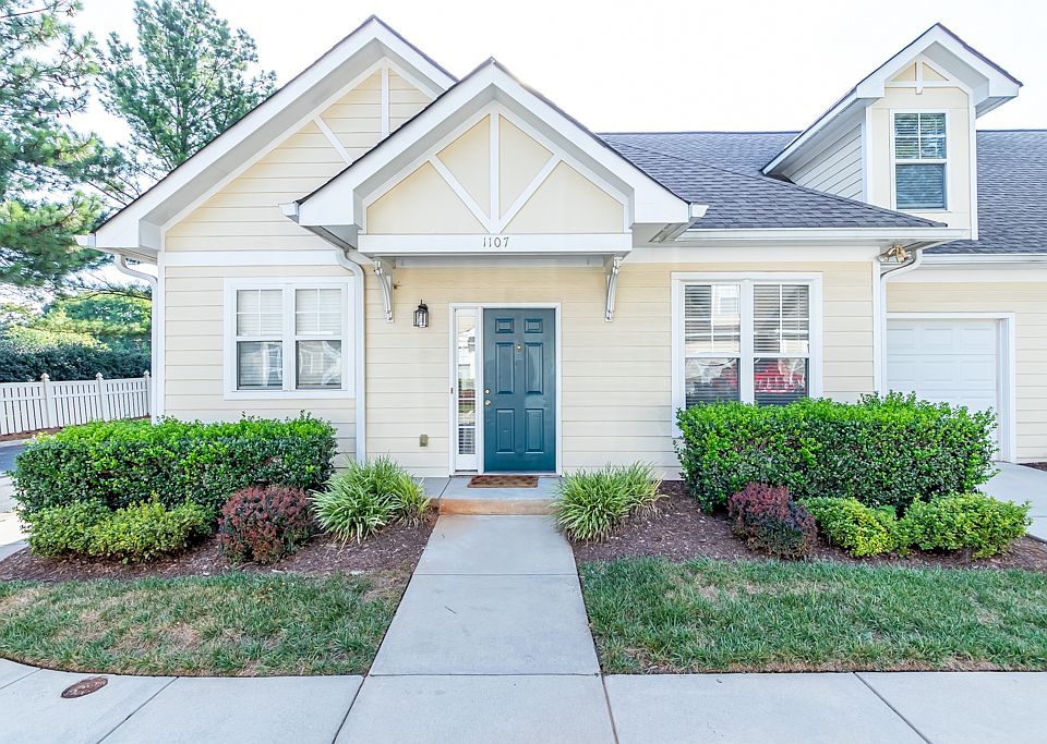 1107 Davant Ln.