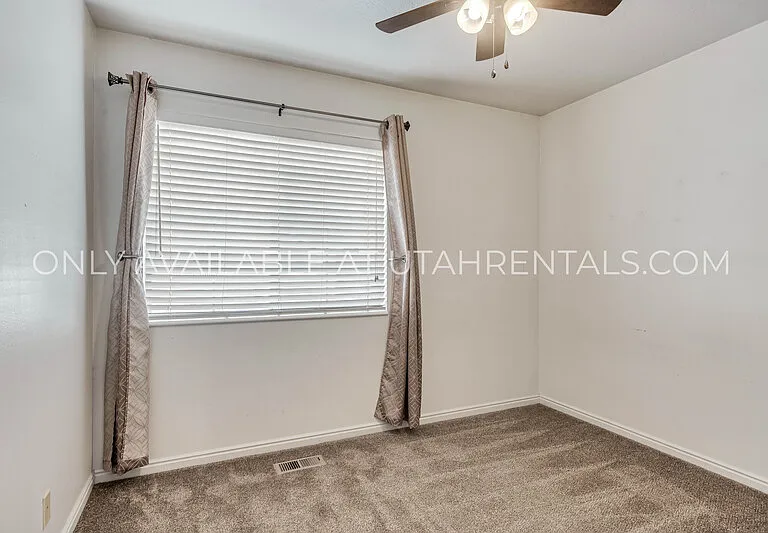 1342 S 1370 E — Photo 13
