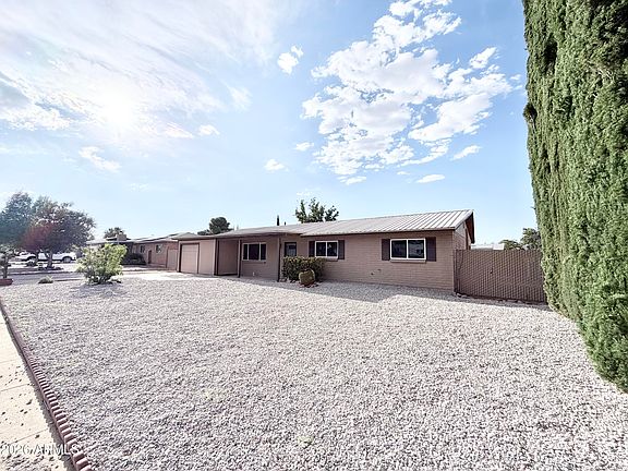 4th image of 565 RAYMOND Drive
