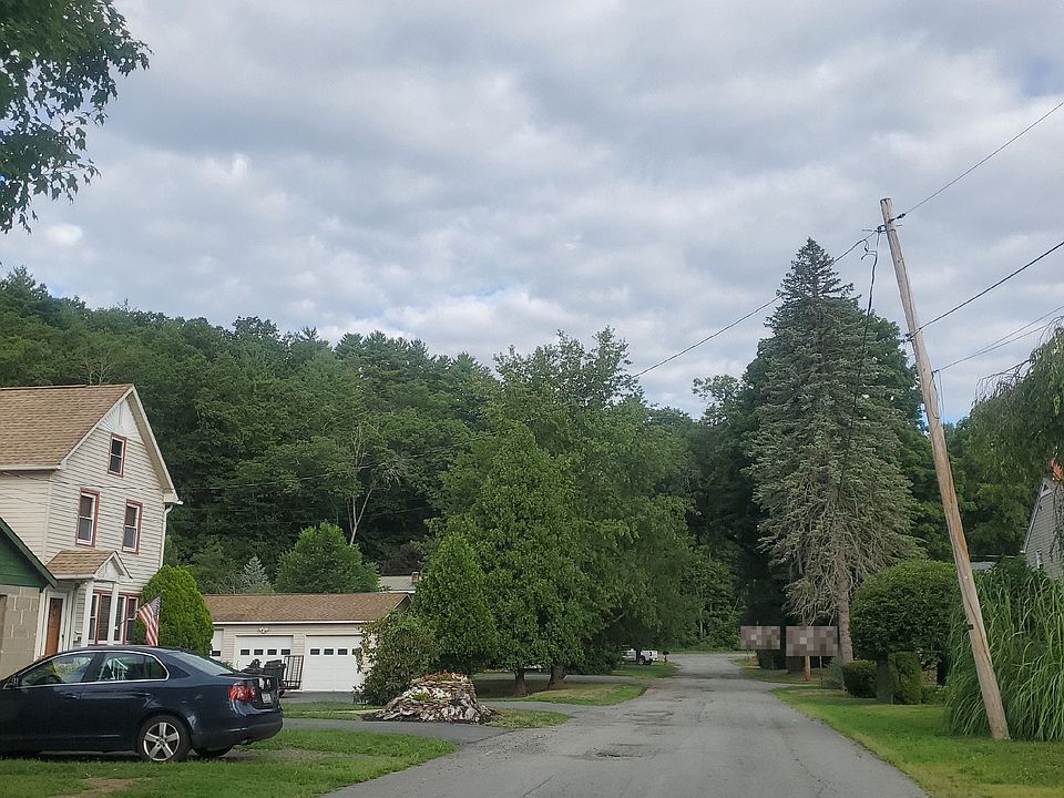 601 4th St, Matamoras, PA 18336 Zillow