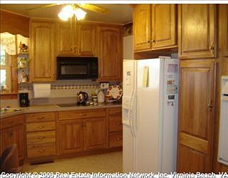 1st image of 101 Elmhurst Ln