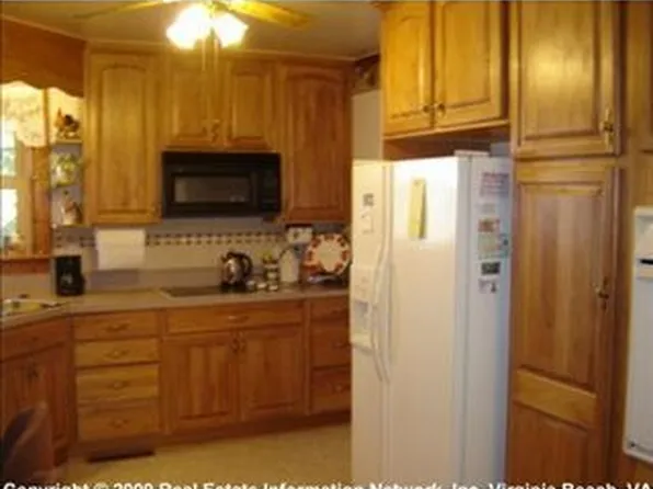 101 Elmhurst Ln, Portsmouth, VA 23701