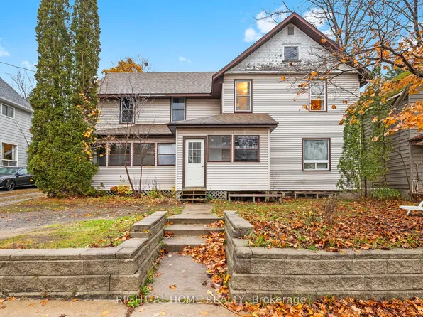 105 Gibson St, Parry Sound, ON P2A 1X6