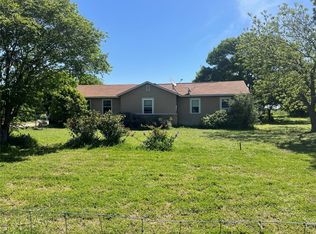2828 Green Acre Ln, Lancaster, TX 75146