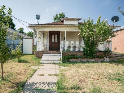 832 W 7th St, Dallas, TX, 75208