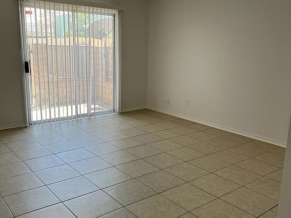 3rd image of 6436 Casada Way APT A