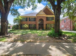 2807 Four Winds Dr, Missouri City, TX 77459