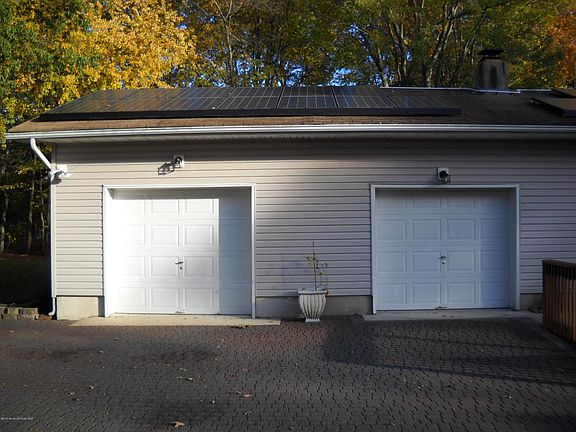 3rd image of 728 Elizabeth Ave