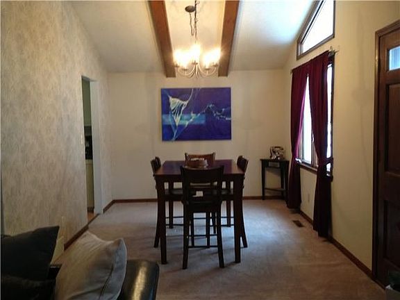 3rd image of 3541 Wallace Dr